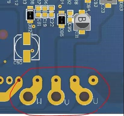 PCB設(shè)計(jì)不僅可以將PCB實(shí)現(xiàn)為即插即用的插件，而且可以增加焊料的厚度以達(dá)到過大電流的目的。